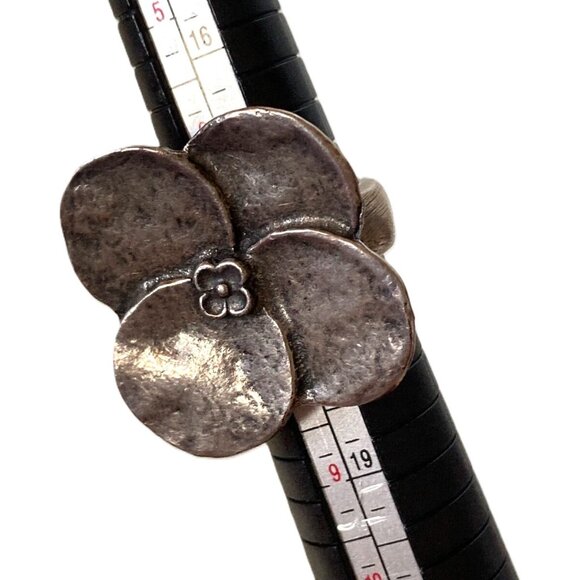 Vintage adjustable 90s Cyclope Floral ring silver tone preloved jewelry - Picture 5 of 7